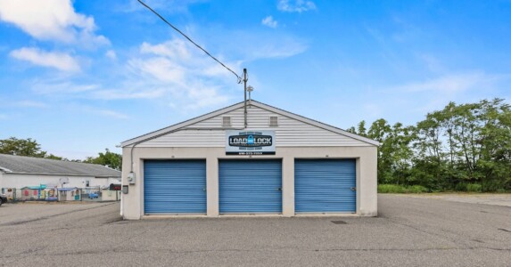 drive-up storage units at Load and Lock Self Storage in Lehighton, PA